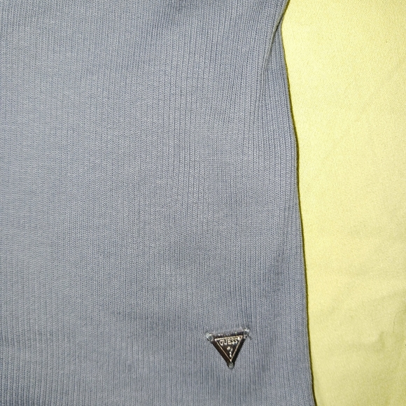 Guess top - Picture 4 of 5